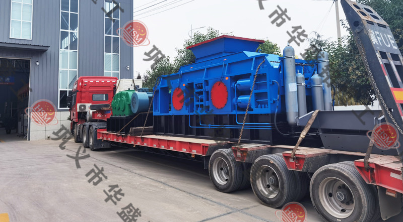 全液壓對輥制砂機(jī)發(fā)貨現(xiàn)場