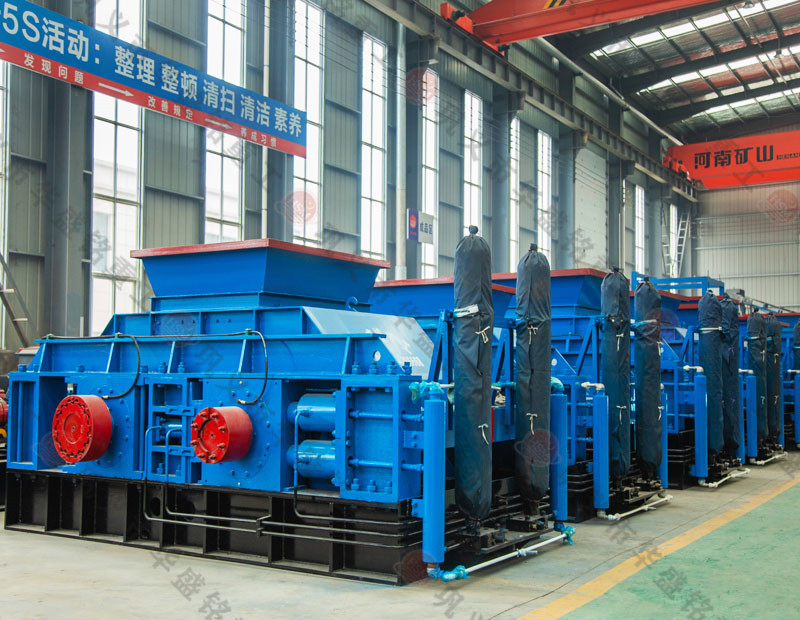 對輥破碎機(jī)在石料場中的應(yīng)用和特點(diǎn)是什么?